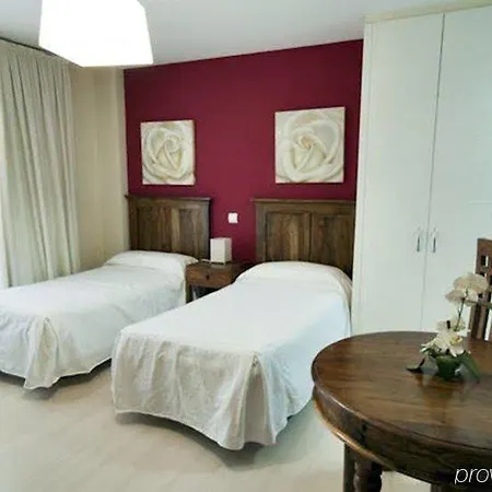Hotell El Faro 3*