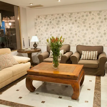 埃尔法罗马贝拉酒店