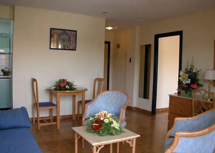 El Faro Hotel 3*