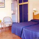El Faro Hotel 3*