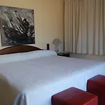 El Faro 3*