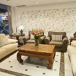 El Faro Hotel 3*